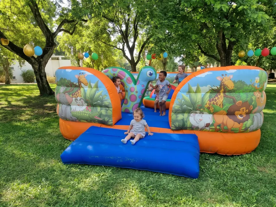 מתנפח הקפיצות ספארי